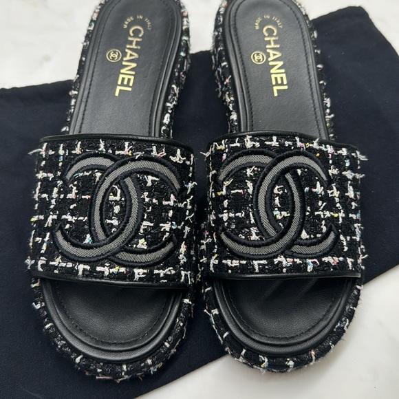 Chanel Tweed Logo Sandals - Picture 5 of 5